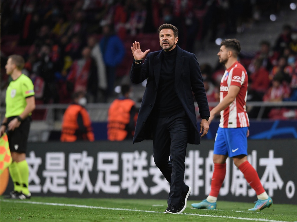 四川队被逼卖萨姆纳，全体联名讨薪广东趁机截胡